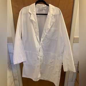 Landau Lab Coat